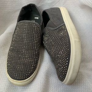 Madden girl 5.5 rhinestone slip on